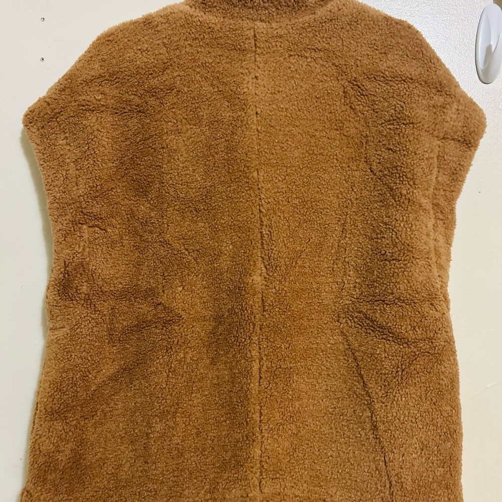 One Available | Brown Sherpa Fleece Button-Up Vest – Size S - Picture 3 of 4